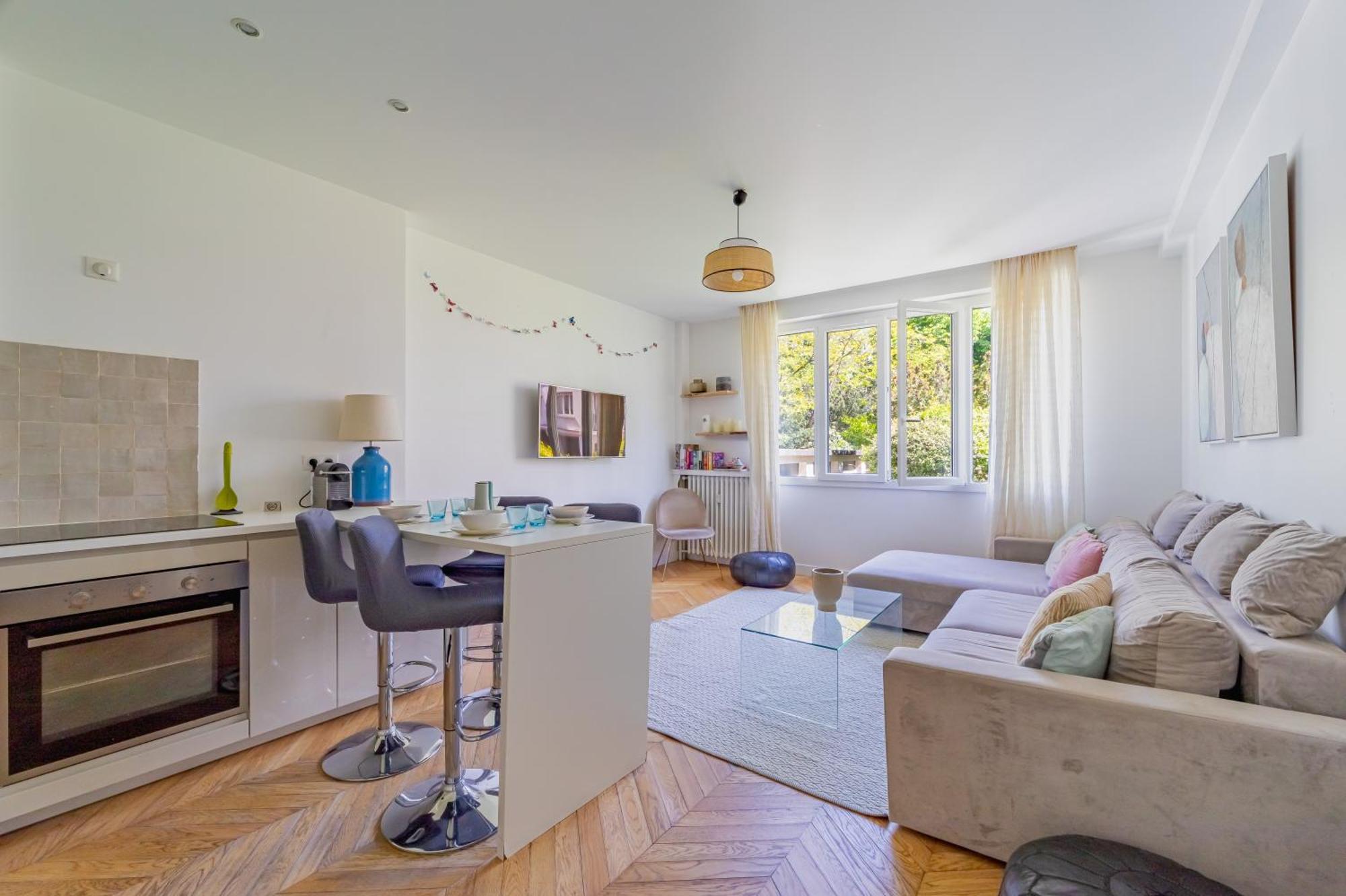 Nice Stay In City Center With Parking Boulogne-Billancourt Bagian luar foto